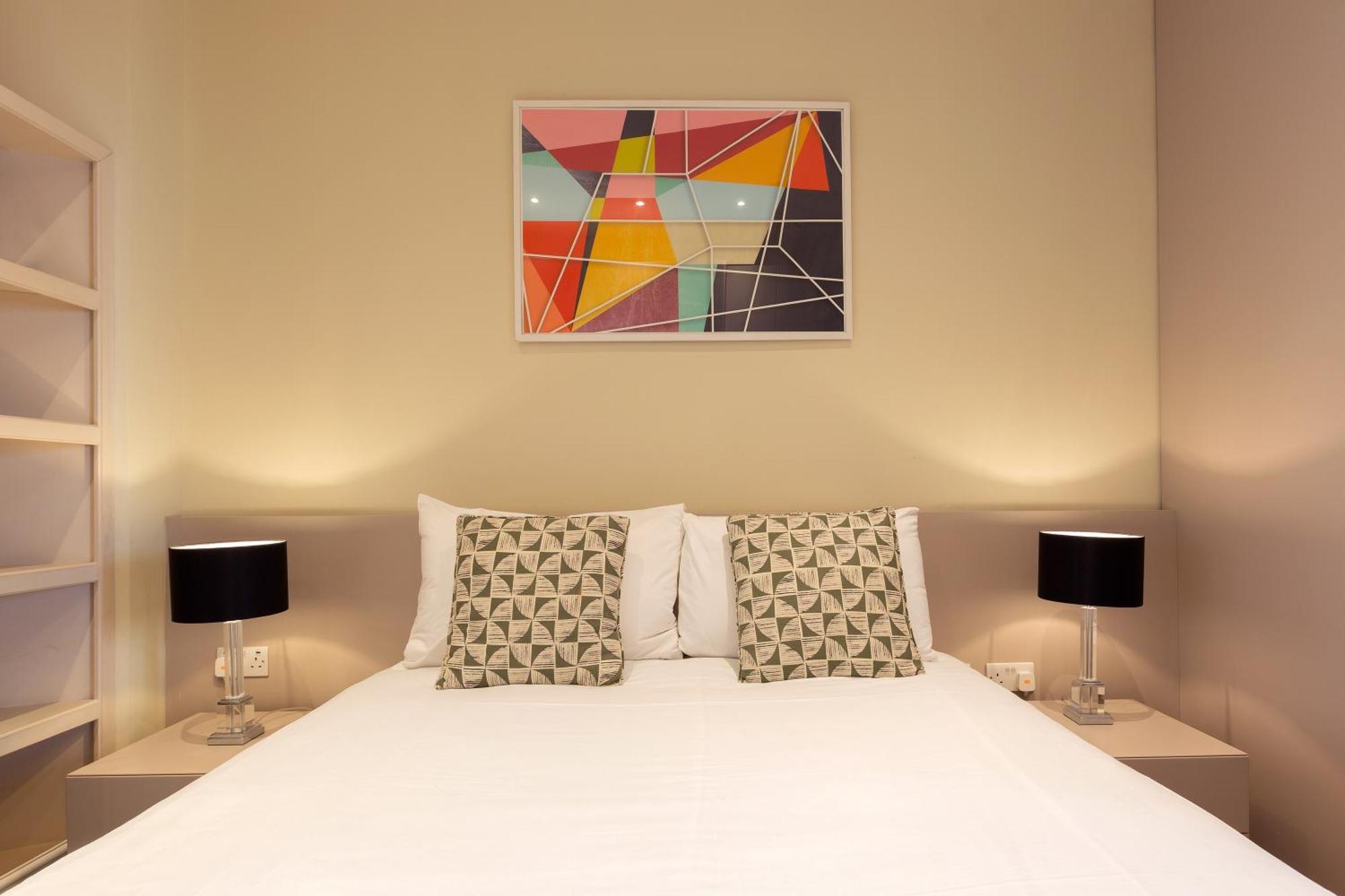 Superb One Bedroom Apartment In Soho Λονδίνο Εξωτερικό φωτογραφία